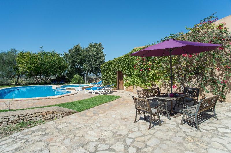 Pujol Den Miquel Villa *