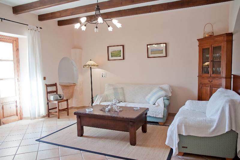 Pujol Den Miquel Villa *